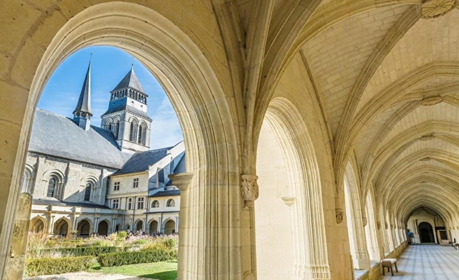 Studio La Grange Fontevraud L'Abbaye Exterior foto